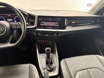 Audi A1 Break Surélevé 30 TFSI — photo 10
