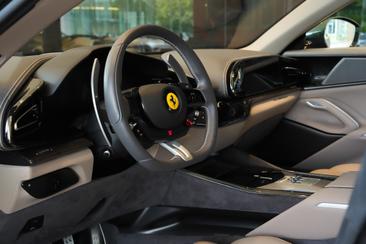Ferrari Purosangue — photo 5