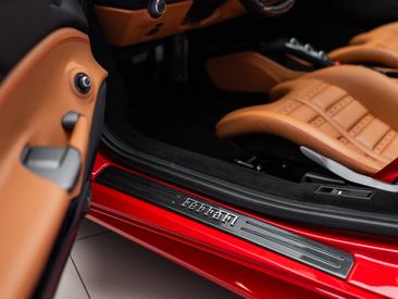 Ferrari 488 Spider — photo 8