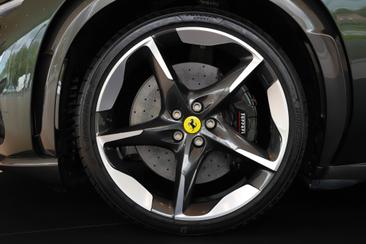Ferrari Purosangue — photo 16