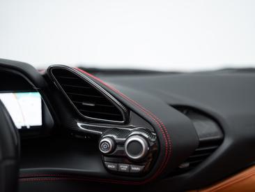 Ferrari 488 Spider — photo 12