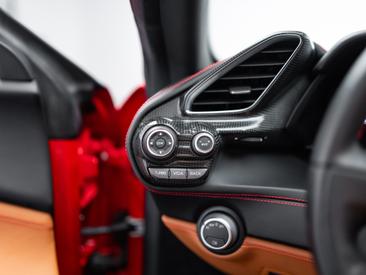 Ferrari 488 Spider — photo 17