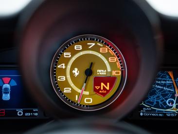 Ferrari 488 Spider — photo 23