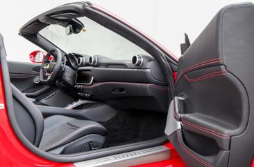 Ferrari Portofino — photo 12