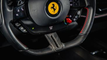 Ferrari SF90 Stradale — photo 10