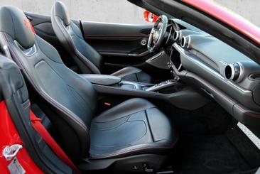Ferrari Portofino — photo 8