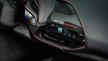 Ferrari SF90 Stradale — photo 15