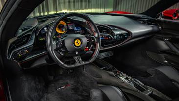 Ferrari SF90 Stradale — photo 17