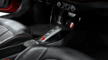 Ferrari 488 GTB — photo 18