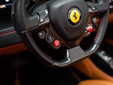 Ferrari 488 Spider — photo 39