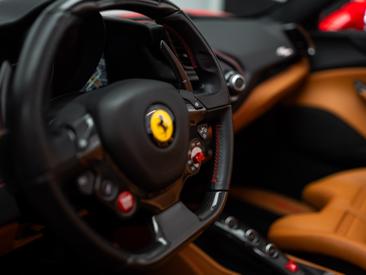 Ferrari 488 Spider — photo 42