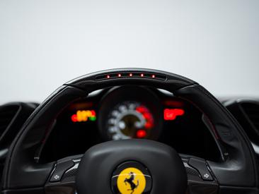 Ferrari 488 Spider — photo 45