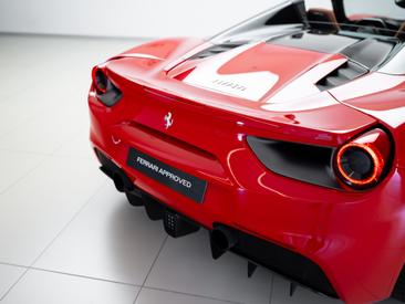 Ferrari 488 Spider — photo 53