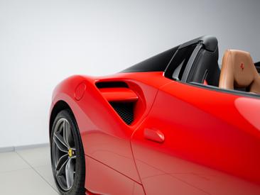 Ferrari 488 Spider — photo 63