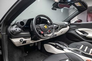 Ferrari F8 Spider — photo 5