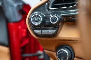 Ferrari 488 GTB — photo 19