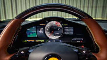 Ferrari SF90 Spider — photo 18
