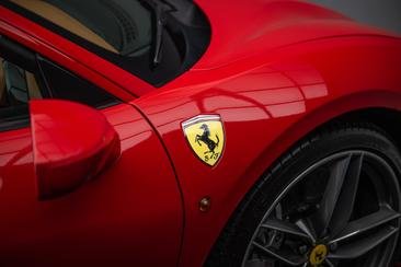 Ferrari 488 GTB — photo 22