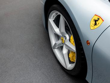 Ferrari 488 GTB — photo 14