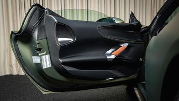 Ferrari SF90 Spider — photo 23