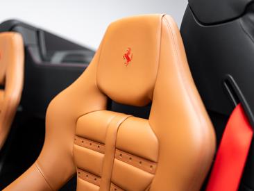 Ferrari 488 Spider — photo 76