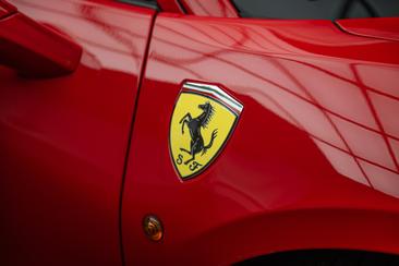 Ferrari 488 GTB — photo 25
