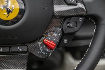 Ferrari F8 Spider — photo 12