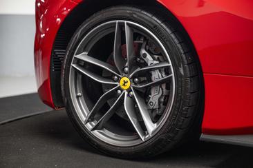 Ferrari 488 GTB — photo 27