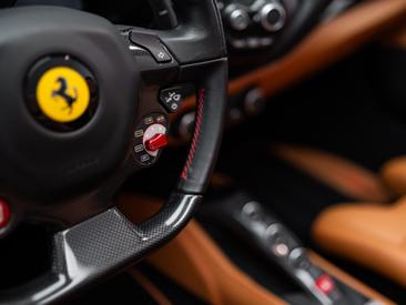 Ferrari 488 Spider — photo 82