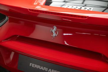 Ferrari 488 GTB — photo 30