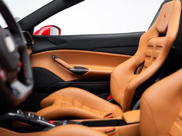 Ferrari 488 Spider — photo 86