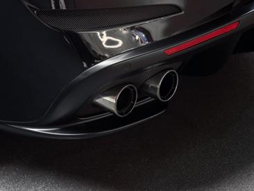 Ferrari GTC4Lusso — photo 36