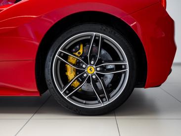 Ferrari 488 Spider — photo 92