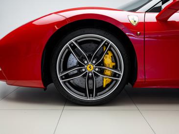 Ferrari 488 Spider — photo 93