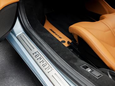 Ferrari 488 GTB — photo 34