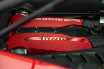 Ferrari 488 GTB — photo 36