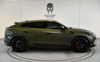 Lamborghini Urus Performante