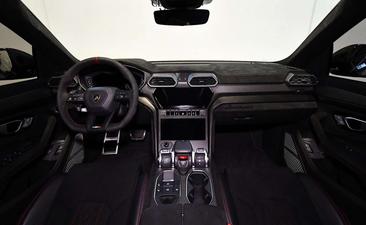 Lamborghini Urus Performante — photo 9