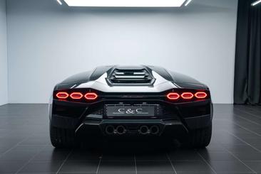 Lamborghini Countach LPI 800-4 — photo 5