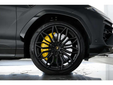 Lamborghini Urus Urus SE — photo 9