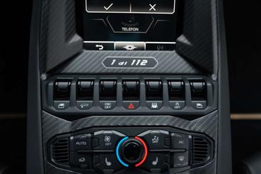 Lamborghini Countach LPI 800-4 — photo 21