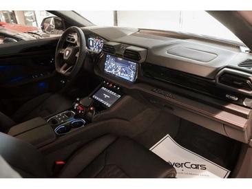 Lamborghini Urus SE — photo 4