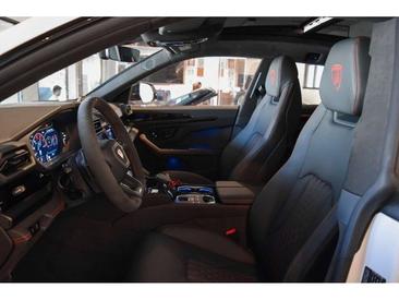 Lamborghini Urus SE — photo 5