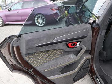 Lamborghini Urus Performante — photo 18