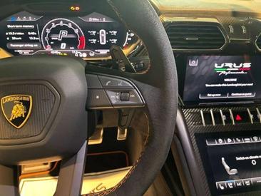 Lamborghini Urus S — photo 19