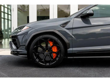 Lamborghini Urus S Urus Performante — photo 6