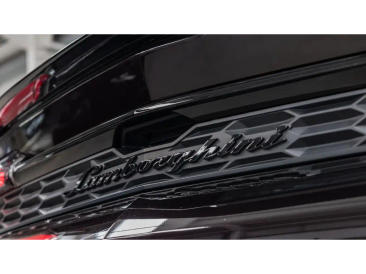 Lamborghini Urus Urus SE — photo 12