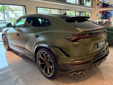 Lamborghini Urus S — photo 22