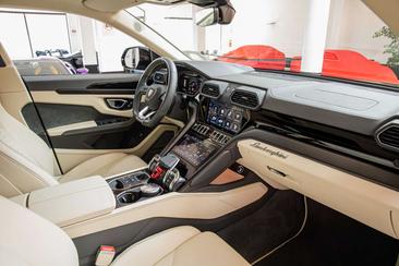 Lamborghini Urus S — photo 10