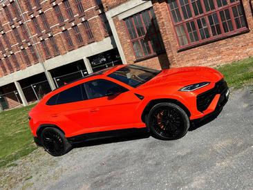 Lamborghini Urus SE — photo 4